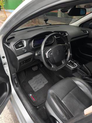 CITROËN C4 LOUNGE 1.6 THP FLEX SHINE BVA